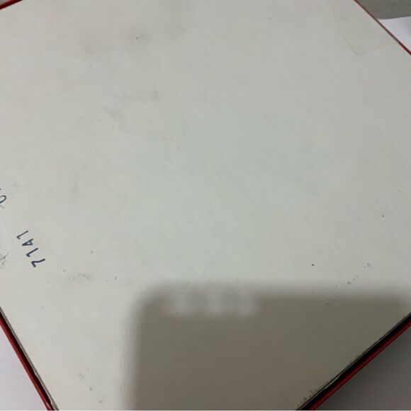 Corner Store Christmas Springbok Puzzle 1000 piece Coca-Cola Winter Snow - Picture 3 of 5